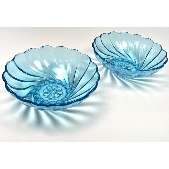 VTG Set 2 Turquoise Aqua 9"x3" Hazel-Atlas Capri Swirl Glass Serving BOWLS EUC - Picture 1 of 4